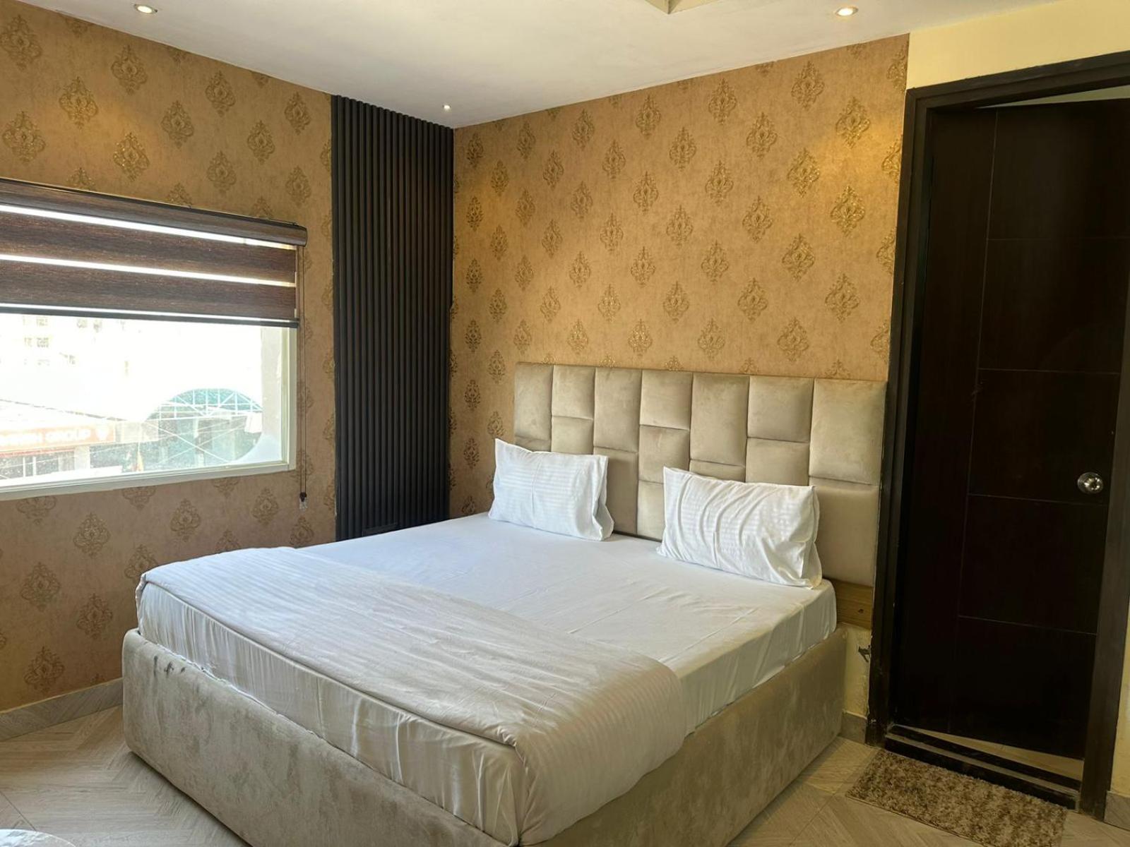 Hotel Kritika 그레이터 노이다 외부 사진